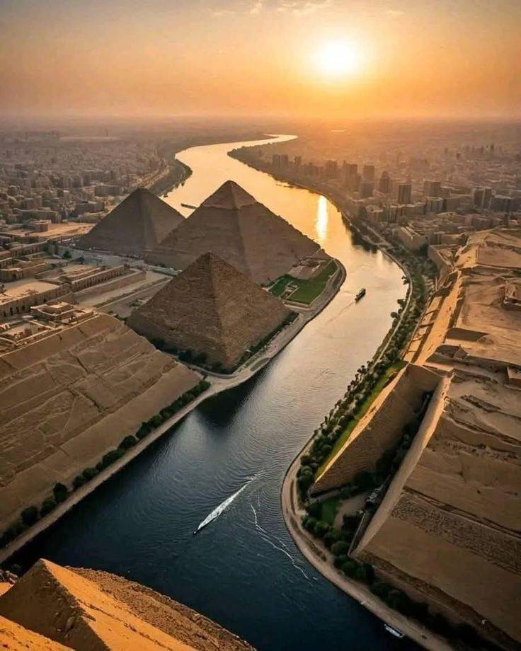 The Great Pyramids of Giza in the desert, Egypt